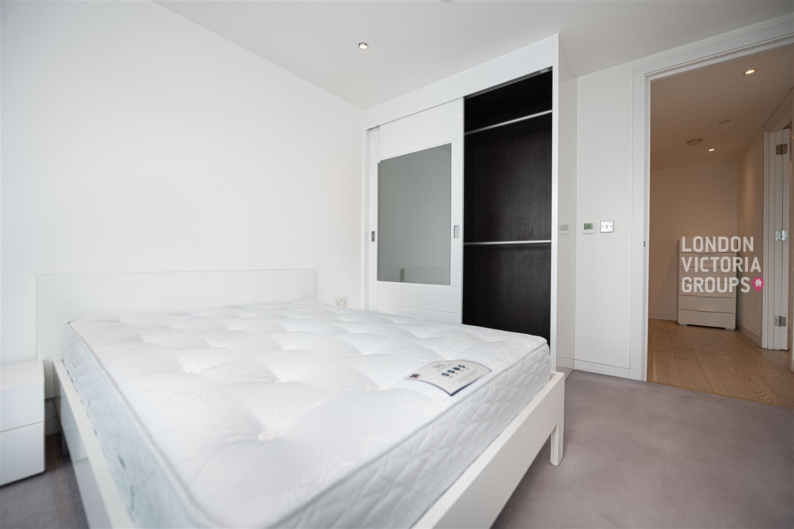 Horizons Tower, 1 Yabsley Street, London